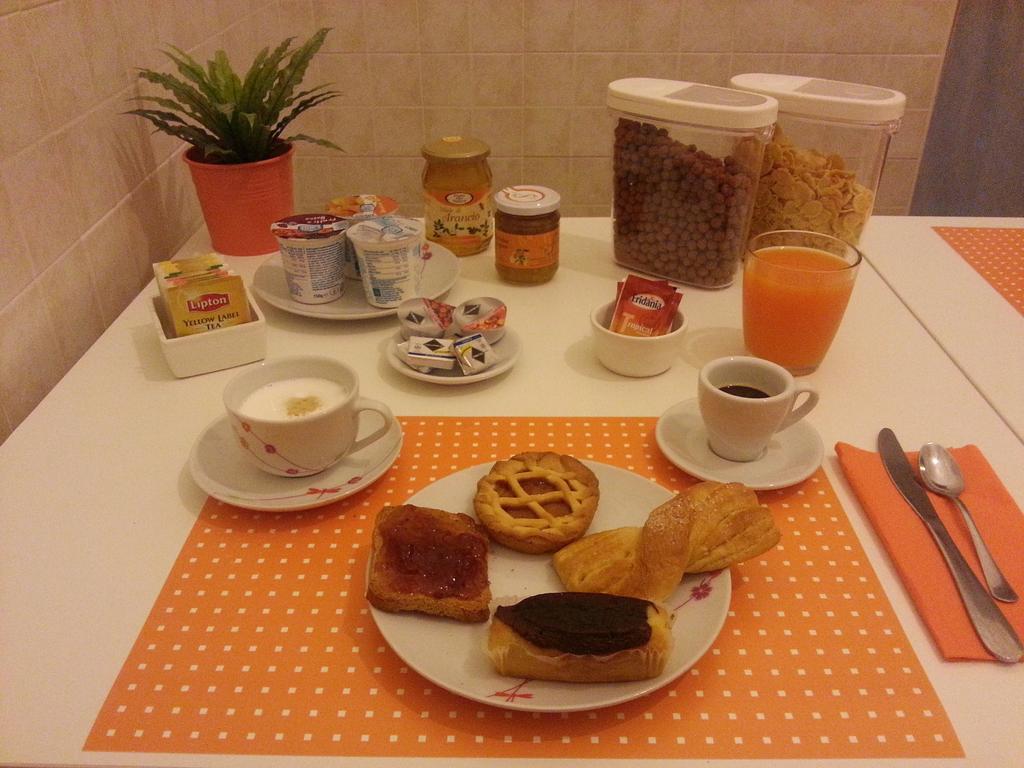 קטאניה B&B Sunflower חדר תמונה
