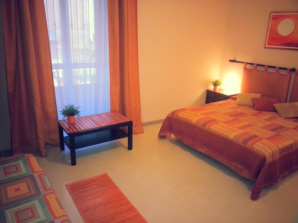 קטאניה B&B Sunflower חדר תמונה